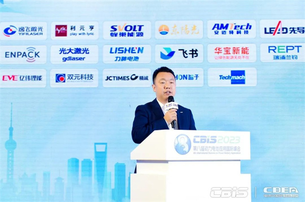 9000GWh！“百舸爭(zhēng)流”新能源電池萬(wàn)億新藍(lán)海