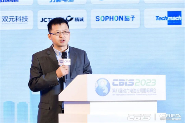 9000GWh！“百舸爭(zhēng)流”新能源電池萬(wàn)億新藍(lán)海