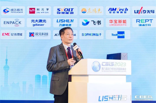 9000GWh！“百舸爭(zhēng)流”新能源電池萬(wàn)億新藍(lán)海